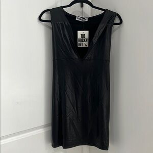 Gray Sleeveless Tank Top with V-Neck